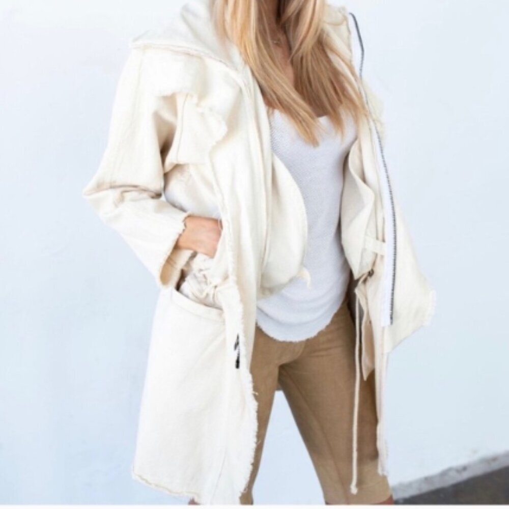 TRIBE KELLEY Ivory Fray Jacket size Medium